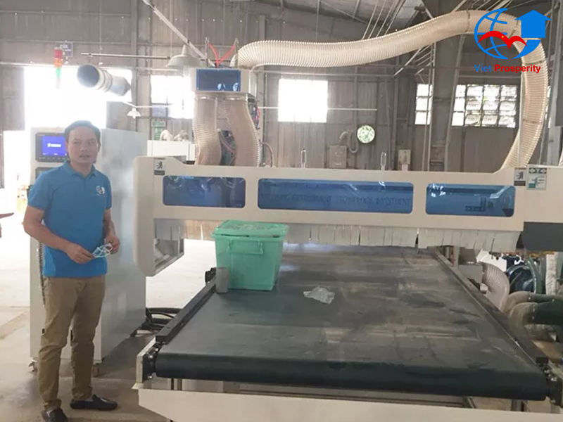 ban-may-cnc-tai-binh-dinh-3