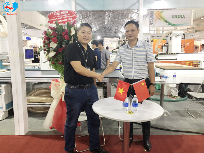 trien-lam-may-che-bien-go-2019